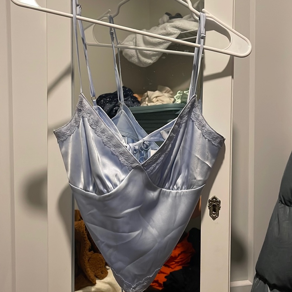 Blue lace trim crop top